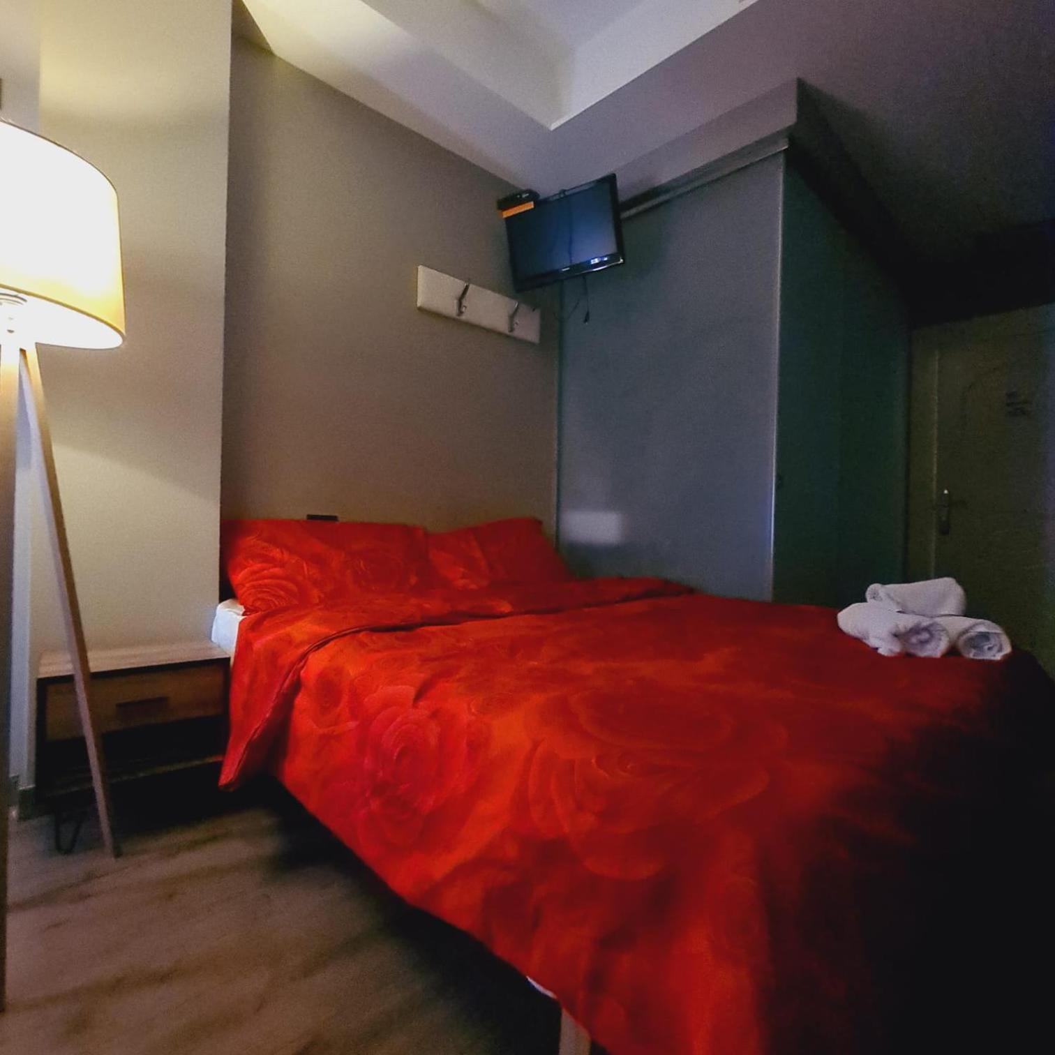 טיראנה Hotel Driti New Bazaar מראה חיצוני תמונה